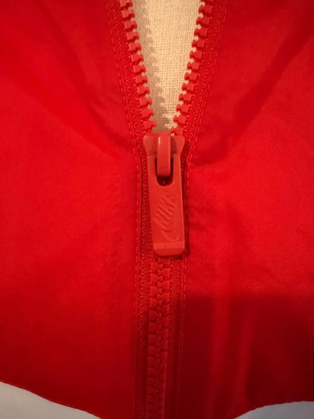 Nike Men's Red White Hooded Windrunner Windbreaker Hooded Training Jacket, Small - Picture 6 of 16